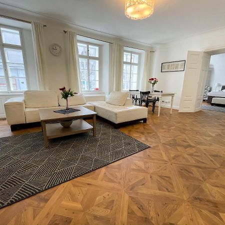 U Obecniho Dvora - Old Town Apartment Prag Dış mekan fotoğraf