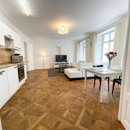 U Obecniho Dvora - Old Town Apartment Prag Dış mekan fotoğraf